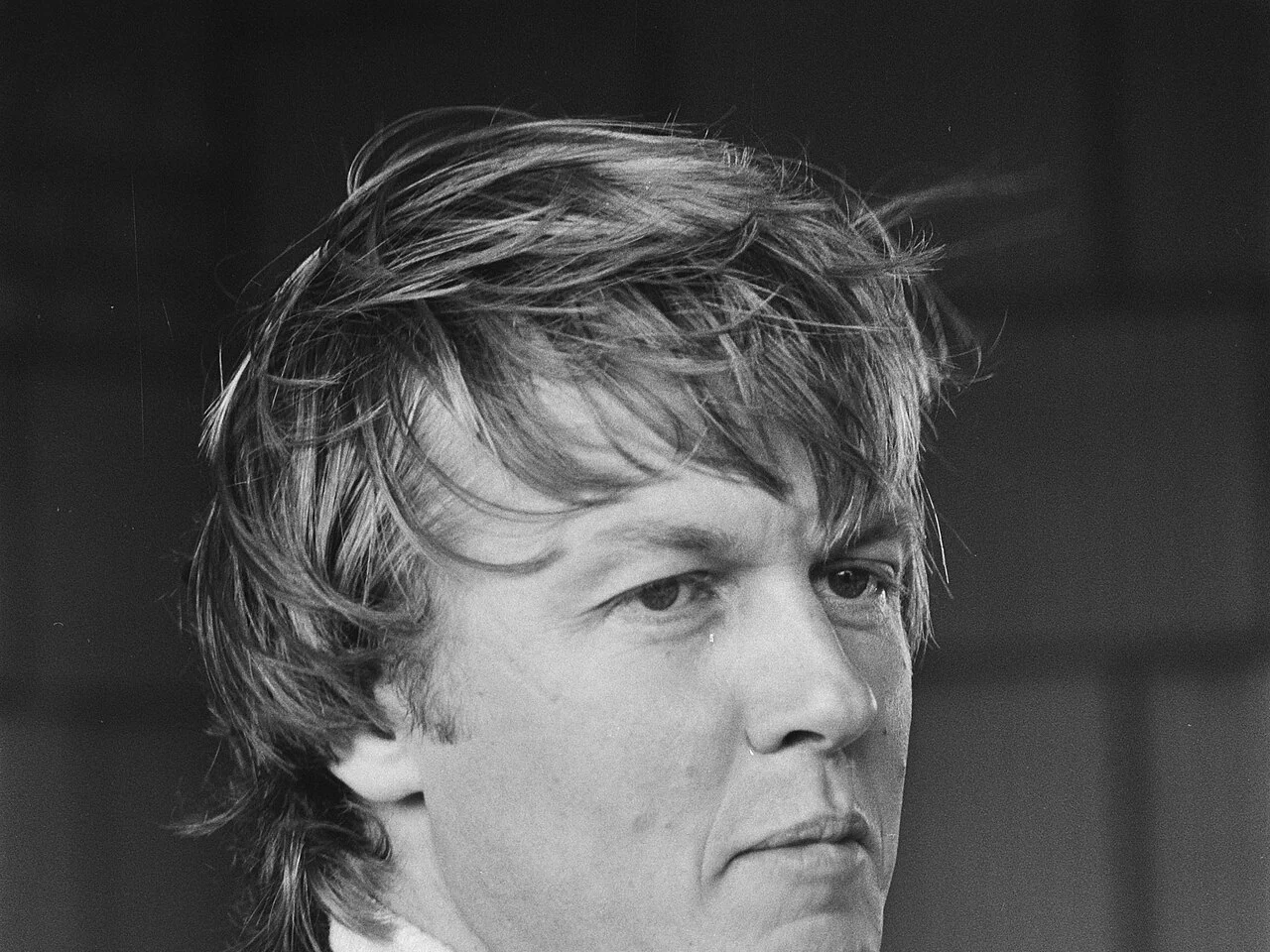 Svartvitt porträtt av Ronnie Peterson vid Nederländernas Grand Prix i Zandvoort 1978